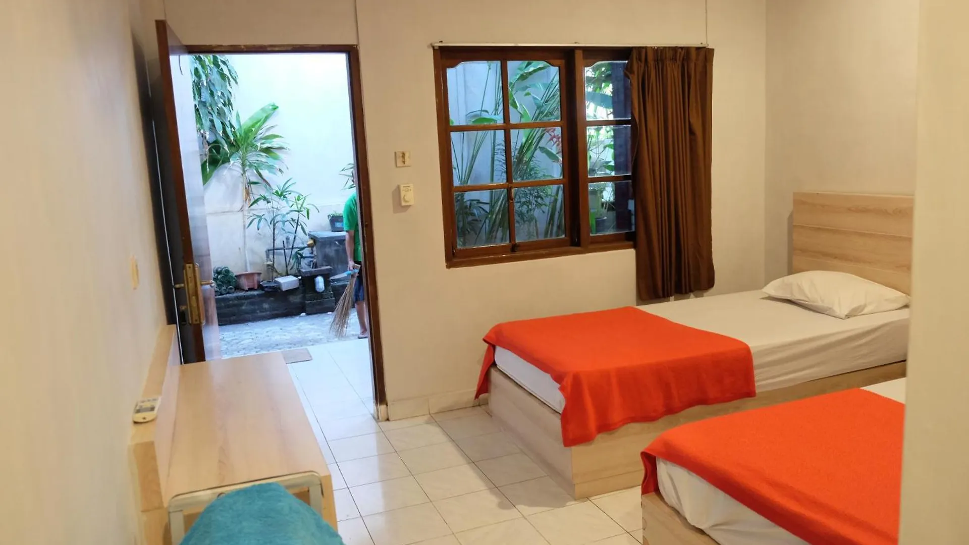 Palm Garden Kuta Hotel Kuta  Guest house